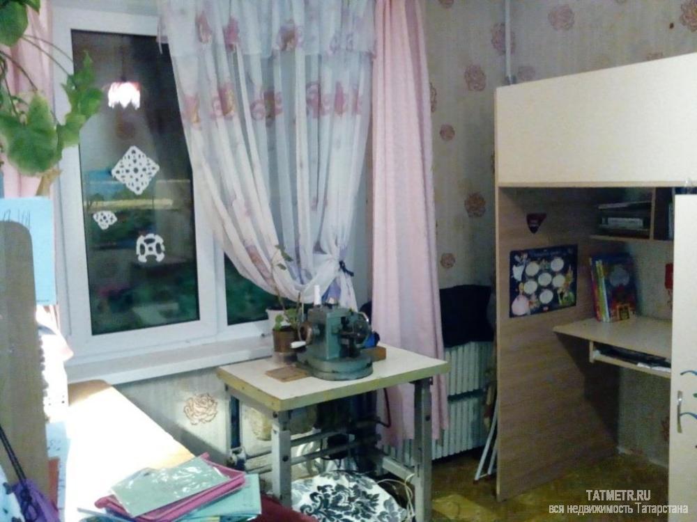 Отличная трехкомнатная квартира ленинградского проекта в пгт. Васильево. Квартира просторная, светлая, тёплая. Зал... - 3