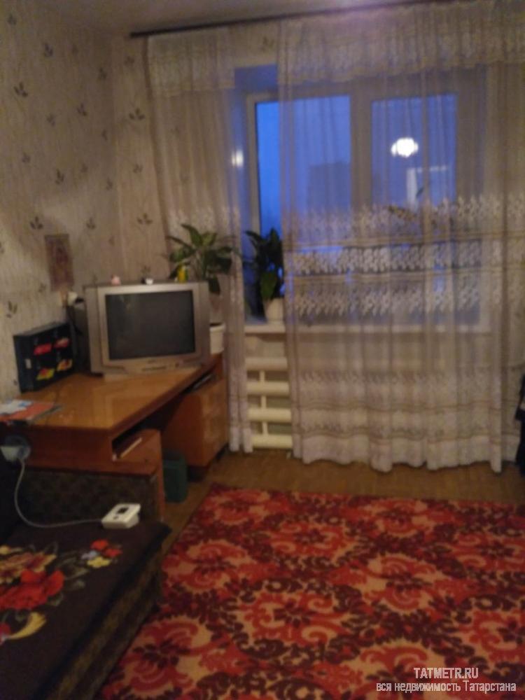 Отличная квартира в городе Волжске, чистая, теплая и очень светлая. Установлены пластиковые окна в двух спальнях,... - 2