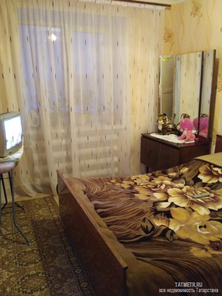Отличная квартира в городе Волжске, чистая, теплая и очень светлая. Установлены пластиковые окна в двух спальнях,... - 3