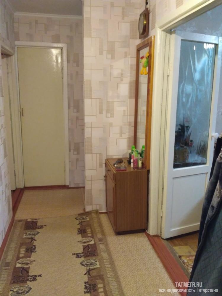 Отличная квартира в городе Волжске, чистая, теплая и очень светлая. Установлены пластиковые окна в двух спальнях,... - 5