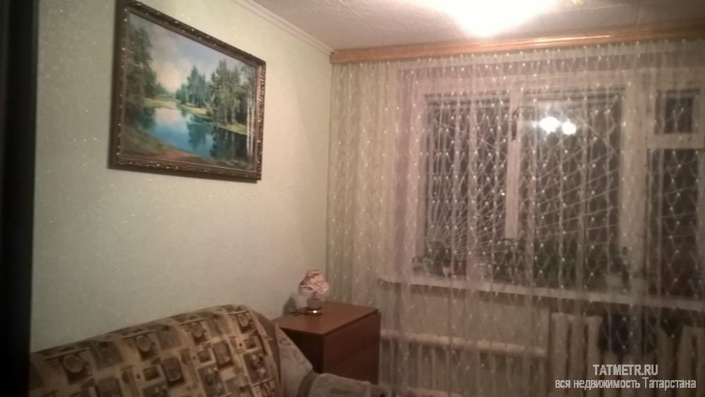 Замечательная комната в блоке в г. Зеленодольск. Комната светлая, большая, с хорошим ремонтом. Кухонная зона... - 1
