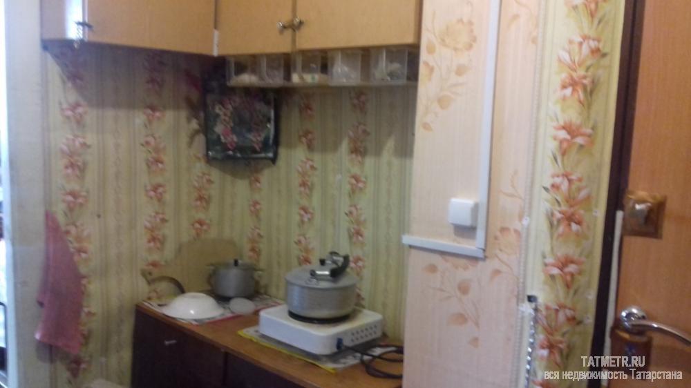 Отличная гостинка в г. Зеленодольск. Комната в хорошем состоянии. Имеется кладовка. Оборудована кухонная зона. На... - 2