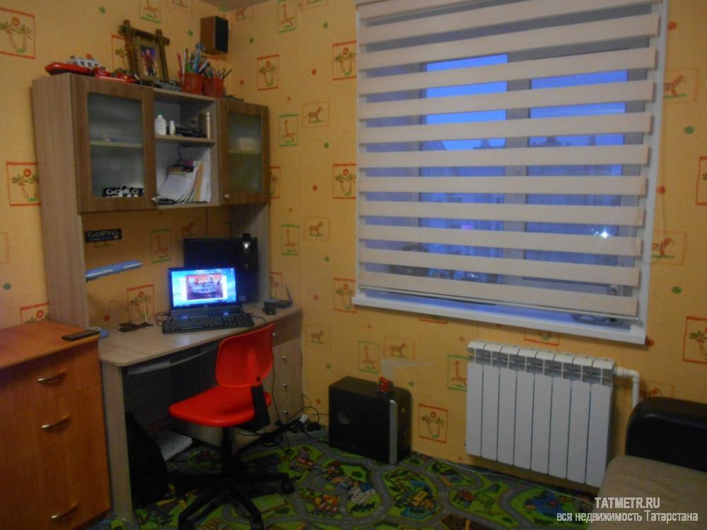 Замечательная двухкомнатная квартира улучшенной планировки в г. Зеленодольск. Квартира просторная, уютная, очень... - 2