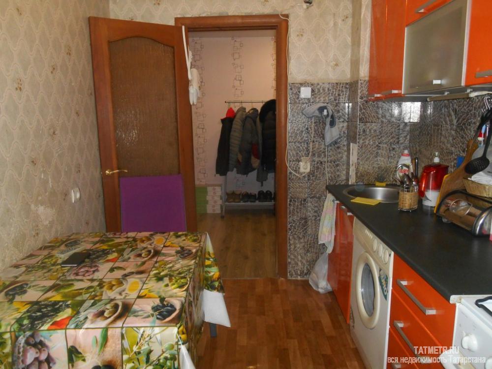 Замечательная двухкомнатная квартира улучшенной планировки в г. Зеленодольск. Квартира просторная, уютная, очень... - 9