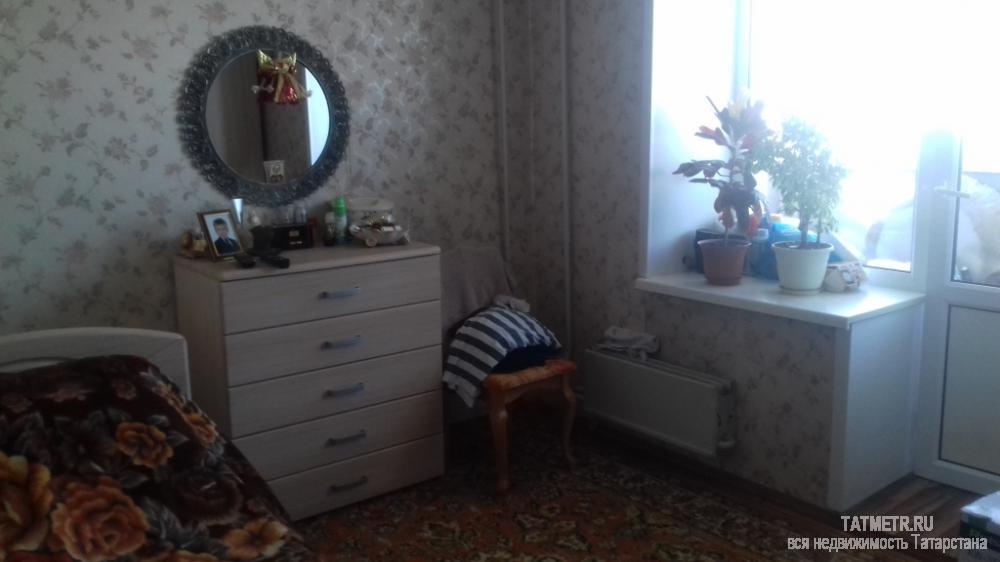 Шикарная квартира в самом центре г. Зеленодольск. Квартира очень теплая, светлая, просторная. Все окна и две лоджии... - 3