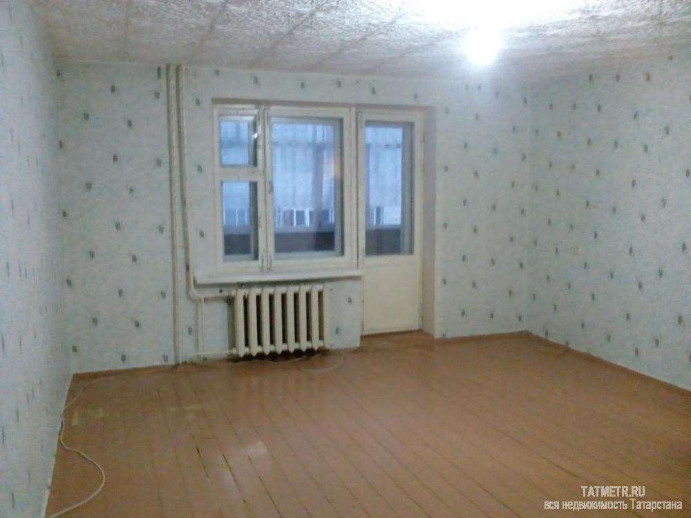 Сдается отличная квартира в самом центре г. Зеленодольск. Квартира просторная, чистая и светлая. Рядом рынок,...