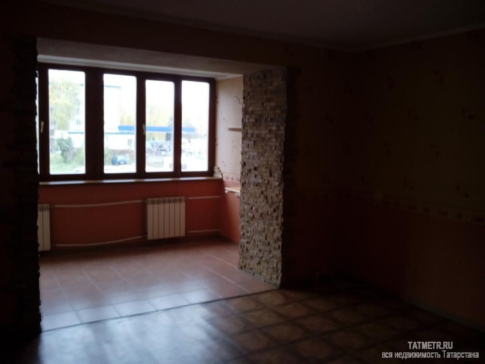 Сдается отличная квартира в самом центре г. Зеленодольск. Квартира просторная, чистая и светлая, с хорошим ремонтом....