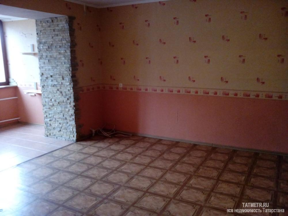 Сдается отличная квартира в самом центре г. Зеленодольск. Квартира просторная, чистая и светлая, с хорошим ремонтом.... - 1