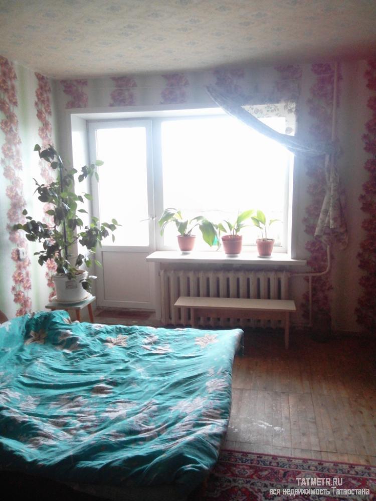 Отличная трехкомнатная квартира ленинградского проекта в г. Зеленодольск. Комнаты просторные, уютные, в хорошем...