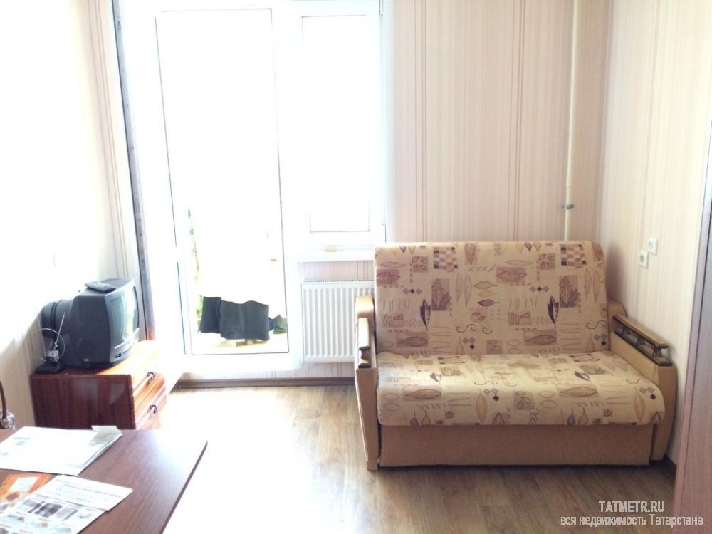 Сдаётся отличная квартира-студия в г. Зеленодольск. В квартире имеется: диван, телевизор, тумбочка, стол, шкаф,...