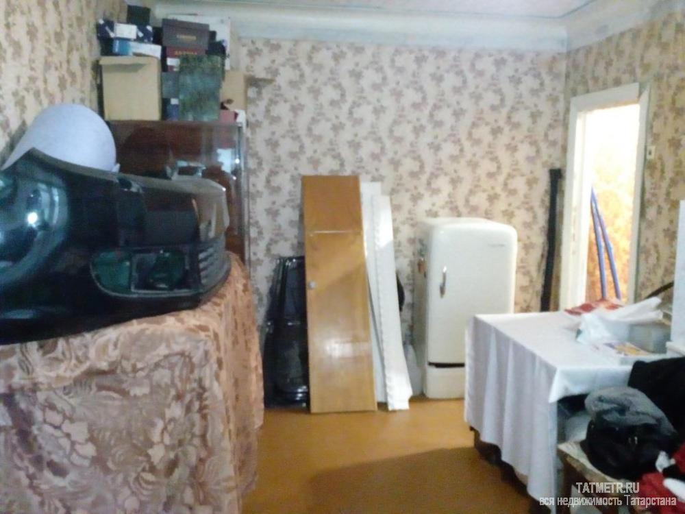 Просторная двухкомнатная квартира в спокойном районе г. Зеленодольск. Квартира в хорошем состоянии. В доме был... - 1