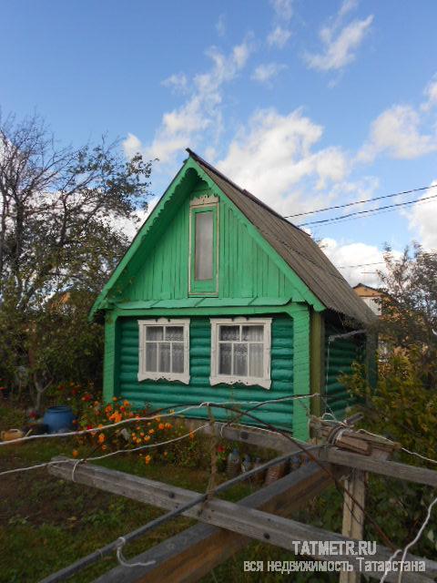 Двухэтажный небольшой домик из сруба в пгт. Васильево, с хорошей отделкой. Имеется баня, свет, вода на участке....