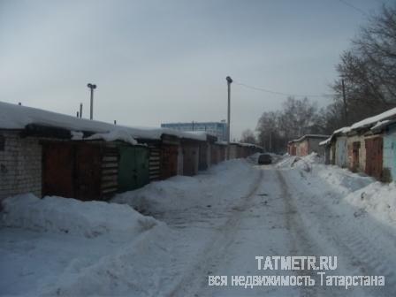 Кирпичный гараж в хорошем состоянии в г. Зеленодольск, перекрытия железобетонные, крыша после капитального ремонта, в...