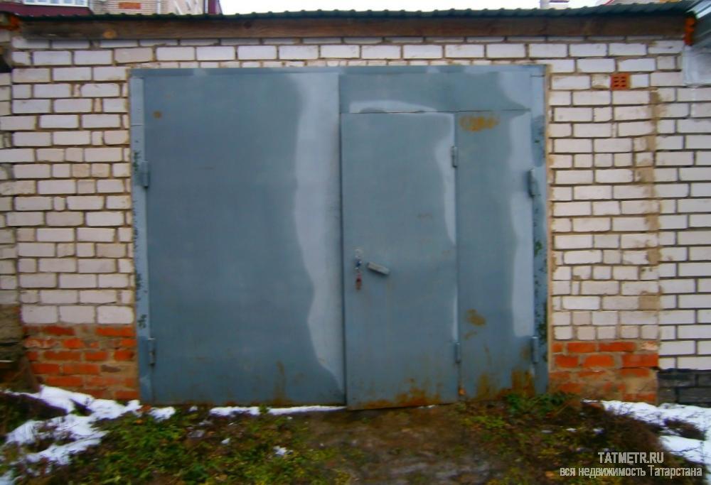 Отличный гараж в пгт. Васильево. Гараж кирпичный, с железобетонными перекрытиями. Ворота железные, есть место для...