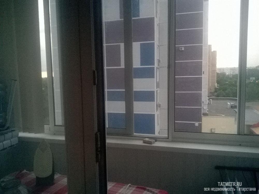Продам 3-х комнатную квартиру, на улице Мира - это центральный проспект города Нижнекамск.  Квартира с отличным... - 2