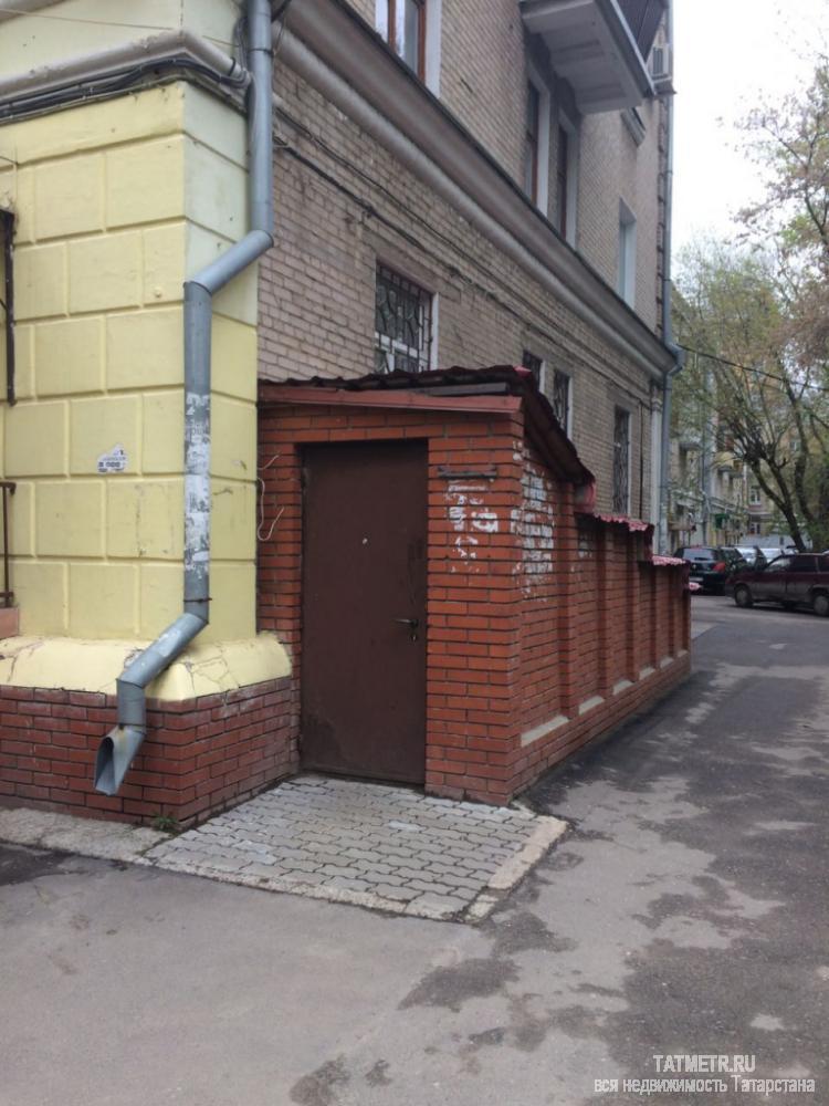 Сдается помещение по адресу г. Казань,ул. Декабристов, 164 (243.5 кв/м). Помещение может использоваться под любой вид...