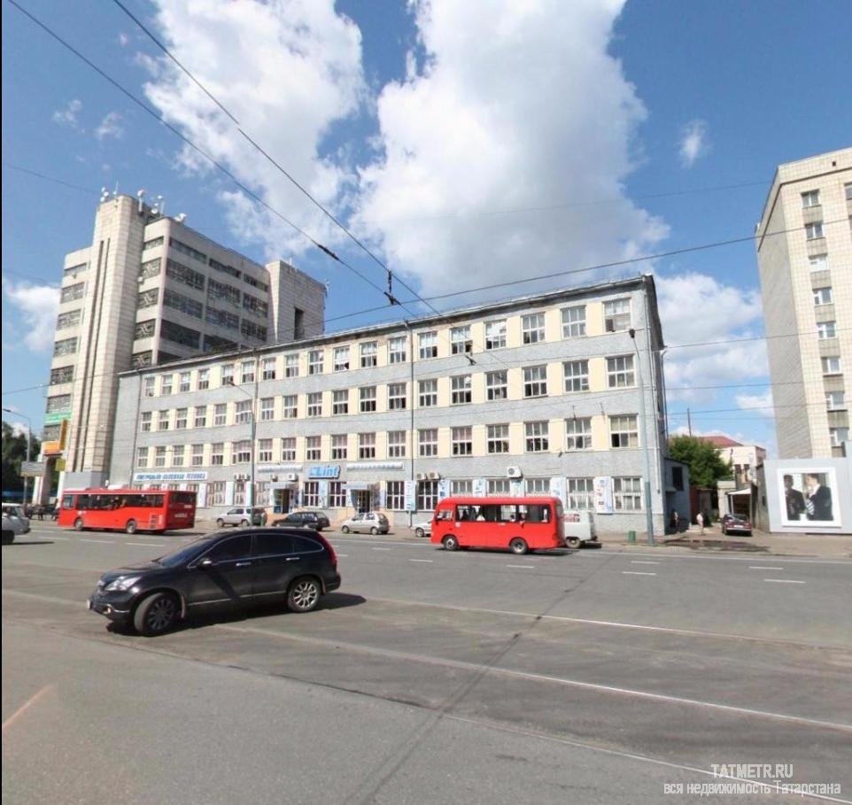 Предлагаем Вам помещение в аренду, расположенное в центре города Казань на первой линии. 1 этаж общей площадью... - 1