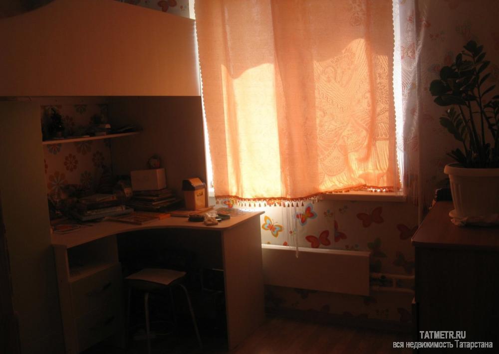 Однокомнатная квартира, 4 мкр. Солнечная сторона: восход с балкона, заход в окнах комнаты и кухни. Санузел... - 1