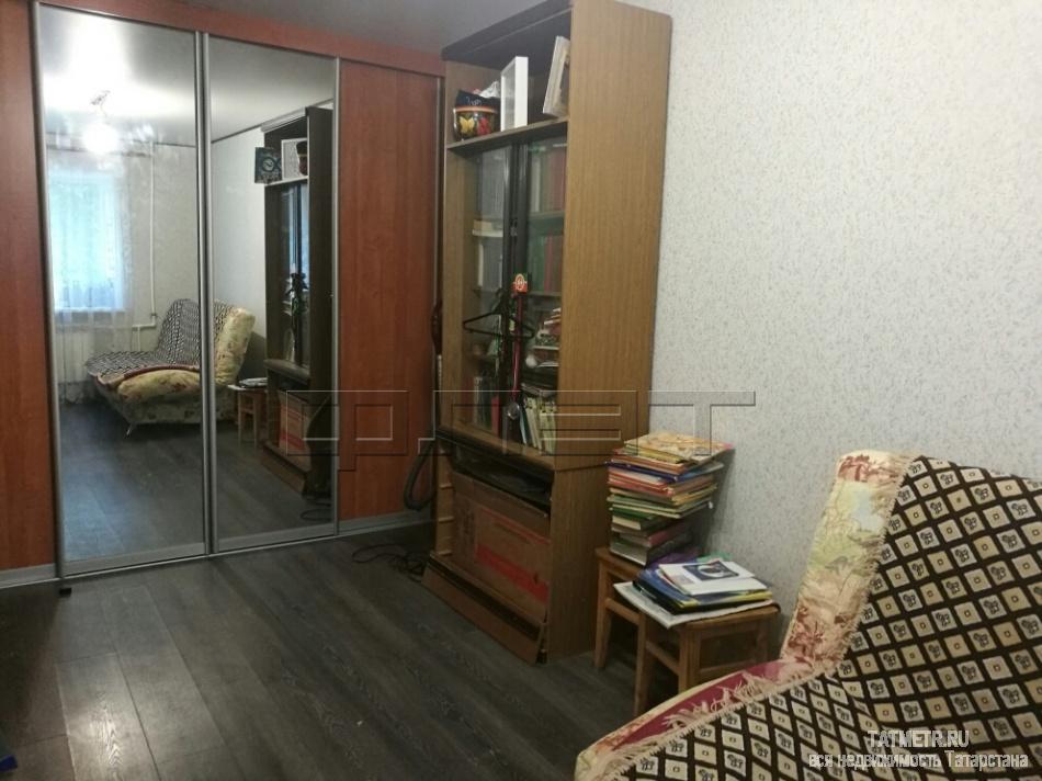 Продается отличная 2-х комнатная квартира  с раздельными комнатами на Советской площади по ул.Новаторов, 2А, в... - 2