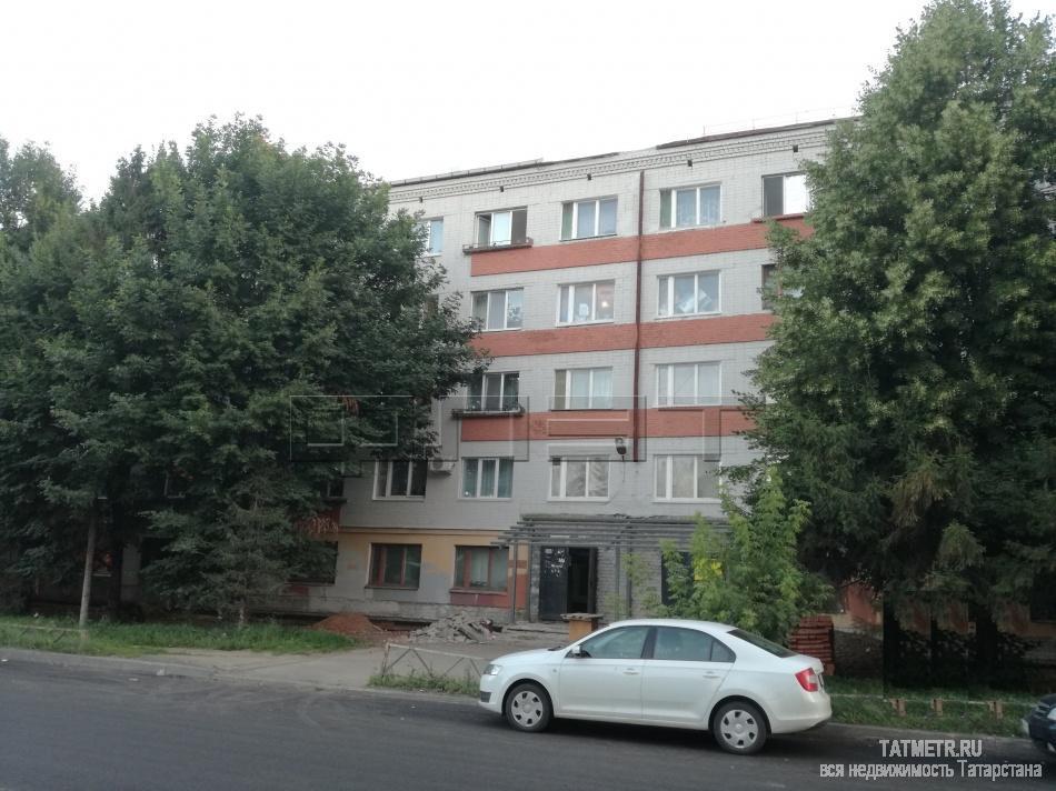 Вахитовский район, ул.Качалова , д.84. Продается хорошая комната, общей площадью 13, 5 кв.м.в центре города. Комната-...