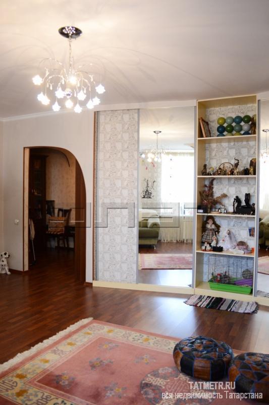 Продается трехкомнатная квартира в ЖК «Экопарк Дубрава» на втором этаже  9тиэтажного кирпичного дома .Площадь :... - 3