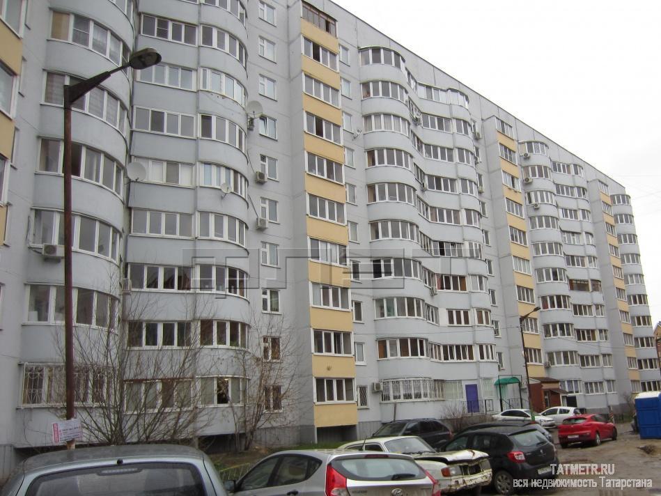 Ново-Савиновский район, ул. Четаева д. 62. Продается однокомнатная квартира в очень развитом микрорайоне — во дворе...