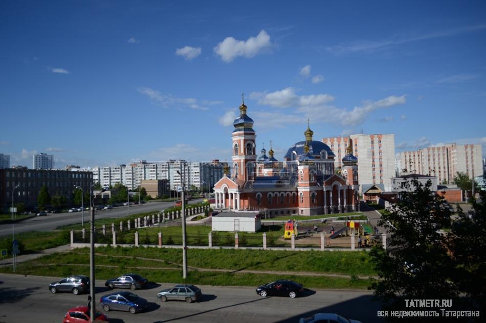 Продается 3-хкомнатная квартира в очень удобном для жизни месте. Прекрасно развитая инфраструктура: школы, детские... - 9