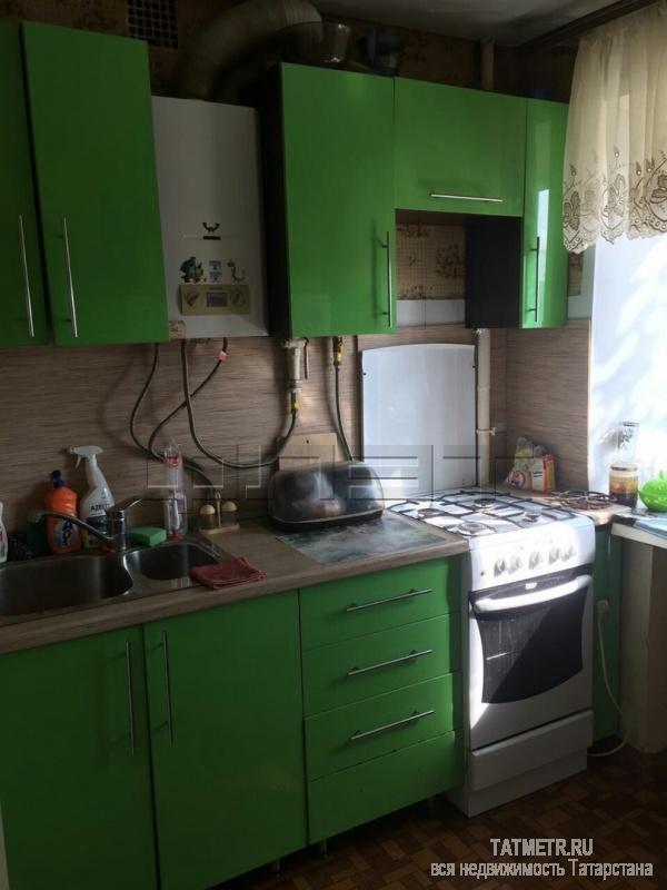 Продается светлая, солнечная однокомнатная квартира в очень тихом, зеленом микрорайоне Кировского района города... - 3