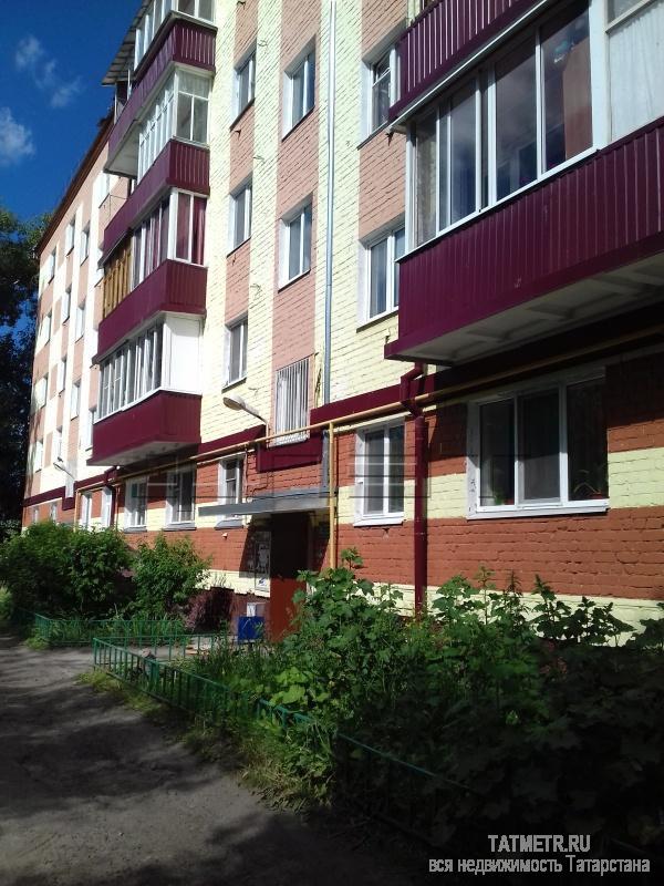 Зеленодольск, самый центр города, ул. Энгельса, д.23 Продается хорошая, светлая, теплая квартира на среднем этаже... - 10