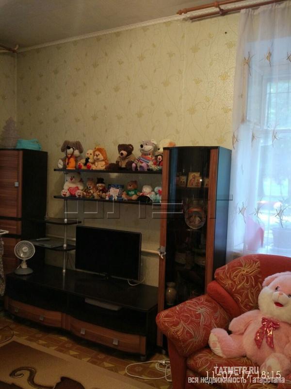 Продается 1 комната в 3хкомнатной коммунальной квартире в Ново-Савиновском районе города Казани по ул.Короленко....