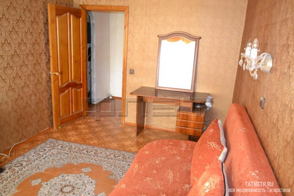 В центре города в Вахитовском районе по улице Калинина, д. 3 продается уютная, светлая, чистая квартира. В шаговой... - 3