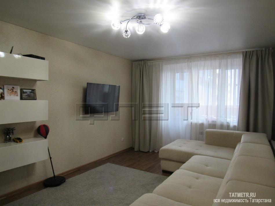 В самом динамично развивающемся Ново-Савиновском районе  продается 3-х комнатная квартира в кирпичном доме 2012 года...