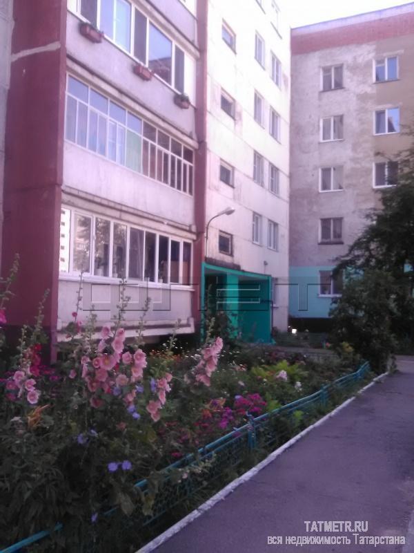 Зеленодольск, мирный,  ул.Комарова, д.27 Продаётся 1-комнатная квартира ленинградского проекта с лоджией. Квартира... - 5