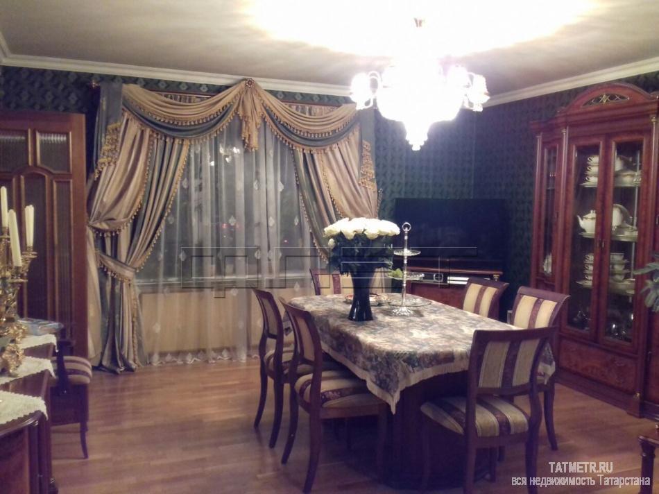 В Московском районе Казани по улице Восход, 2а, продается шикарная квартира с дизайнерским ремонтом в стиле...