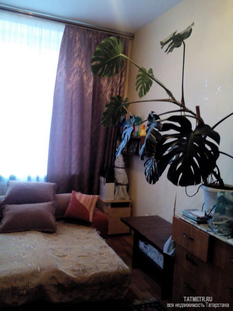 Продается просторная трехкомнатная квартира в г. Зеленодольске. Квартира в хорошем состоянии, этаж высокий.  Санузел... - 1