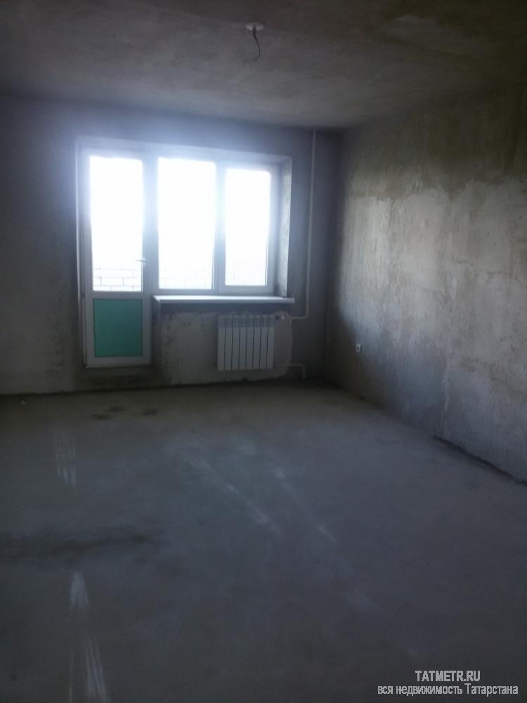 Просторная квартира в новом доме г. Зеленодольск. Квартира сдается в черновой отделке, с проведенной проводкой,... - 1