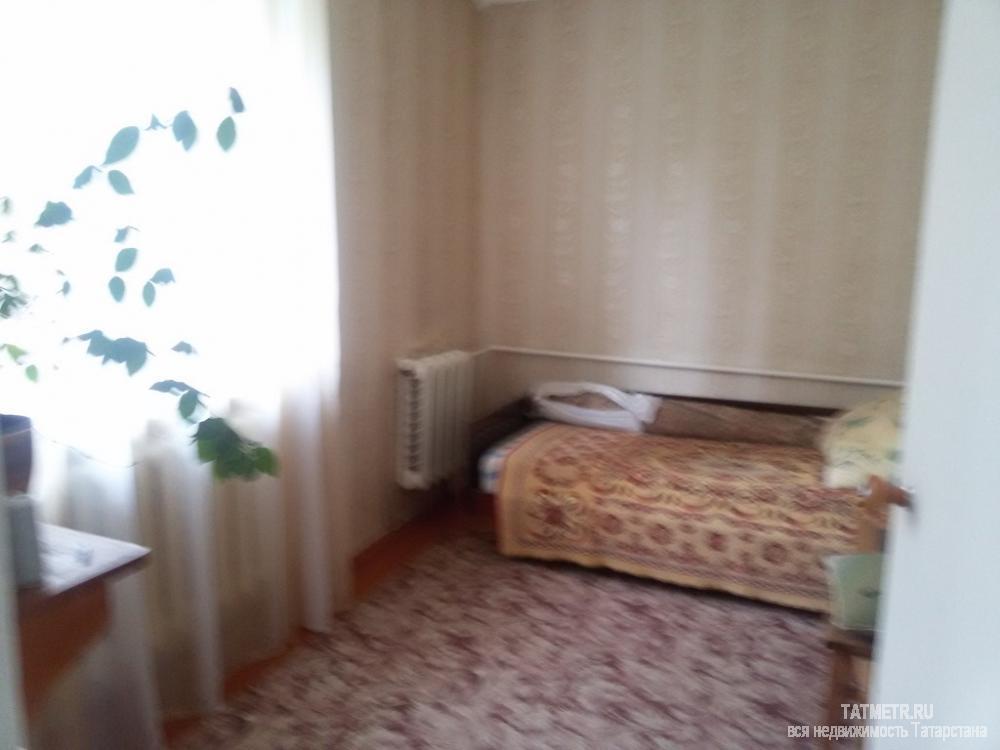 Хорошая четырехкомнатная квартира в г. Зеленодольск. Квартира в хорошем состоянии. Установлена новая колонка-автомат.... - 2