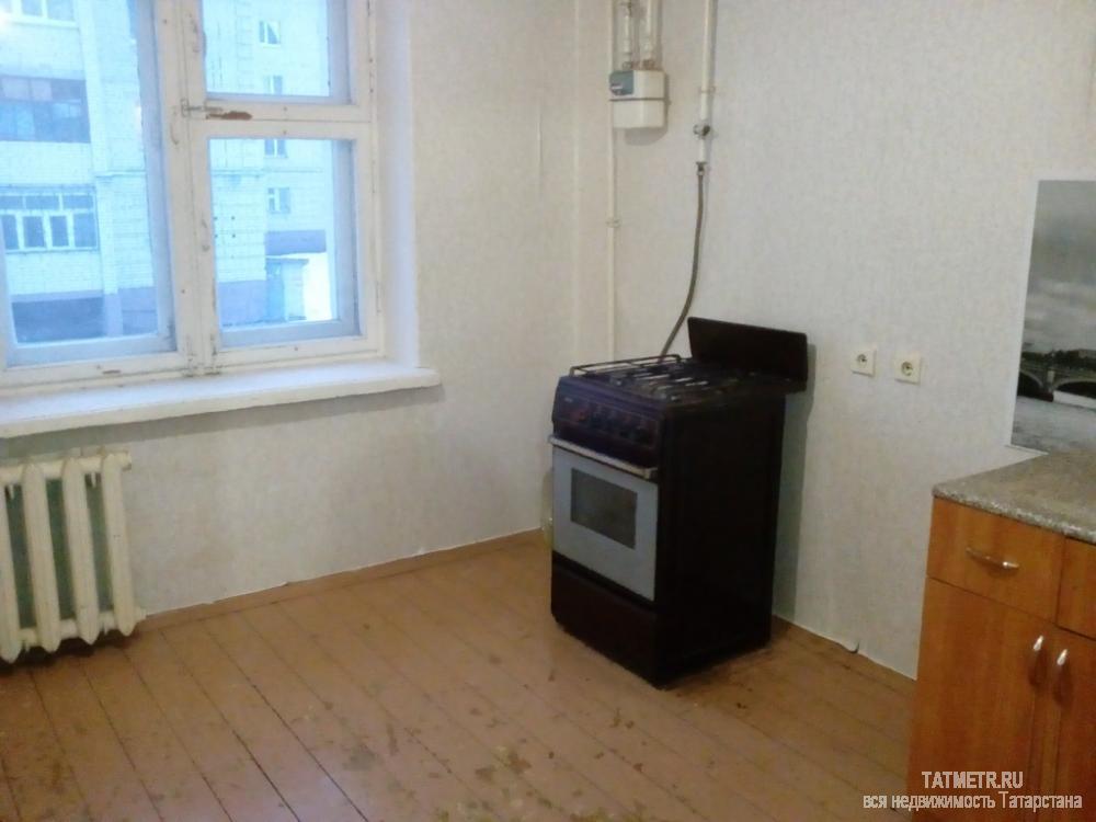 Сдается отличная квартира в центре г. Зеленодольск. Квартира просторная, чистая и светлая. Рядом рынок, магазины,... - 3