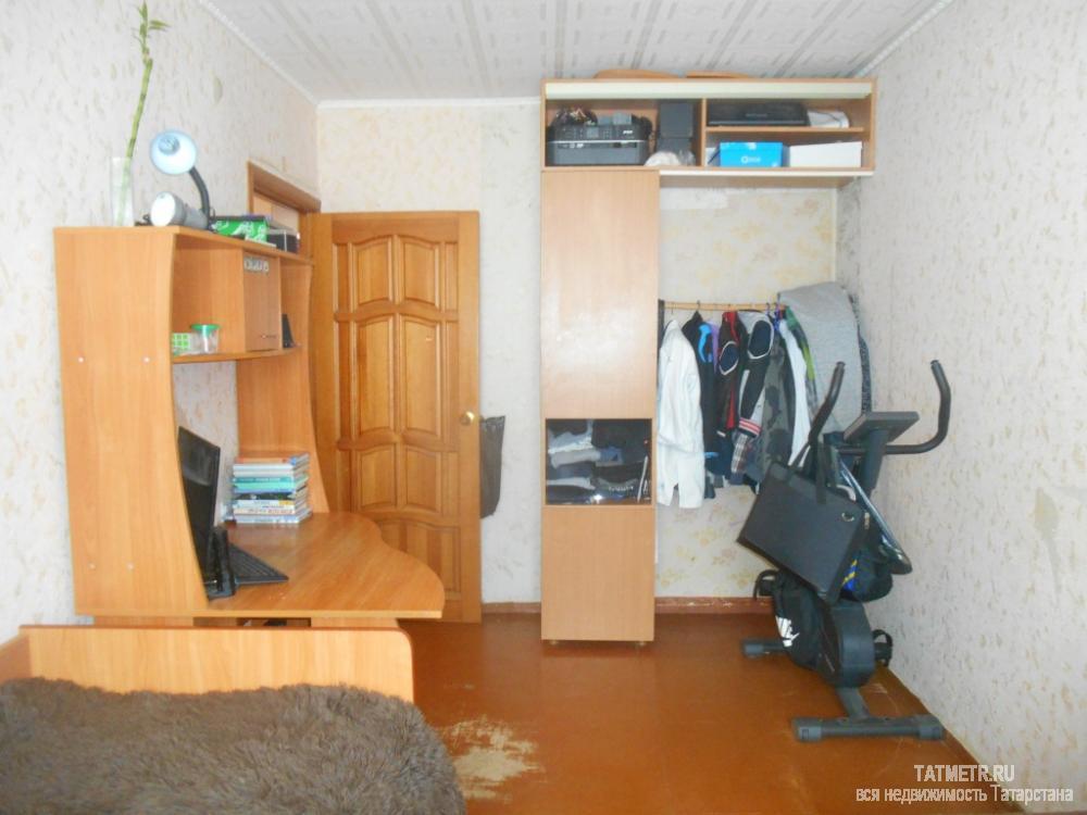 Отличная, трехкомнатная квартира,  расположенная в спокойном районе г. Зеленодольск. Комнаты просторные, уютные в... - 2