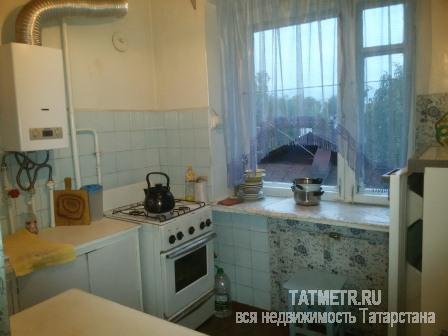 Сдается отличная квартир в г. Зеленодольск. В квартире имеется вся необходимая мебель, два спальных места,... - 4