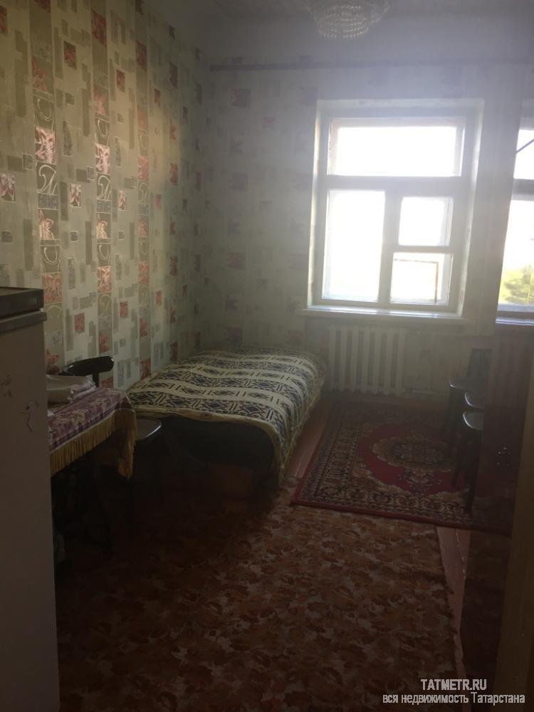 Сдается отличная квартира в г. Зеленодольск. Квартира светлая, теплая. В квартире имеется диван, кровать, 2 кресла,... - 1