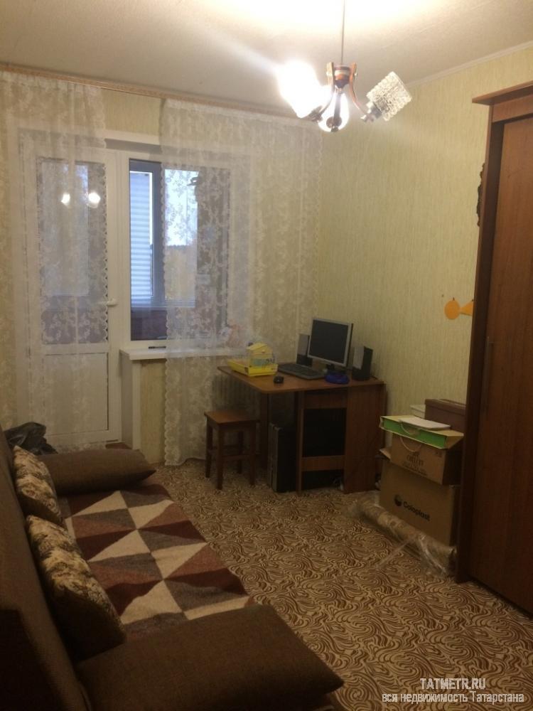 Отличная трехкомнатная  квартира в г. Зеленодольск. Квартира просторная, теплая, уютная, светлая. На окнах... - 2