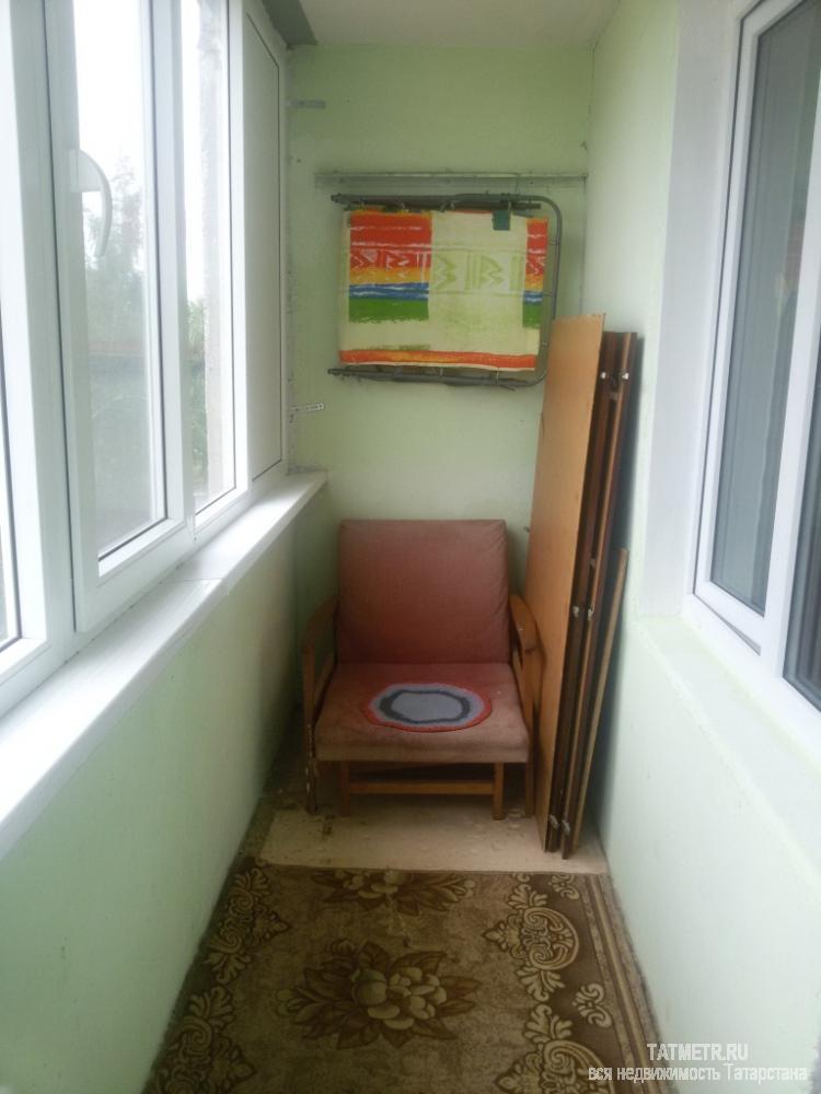 Сдается отличная, чистая квартира в г. Зеленодольск. С хорошим ремонтом. Комната просторная, светлая, на окнах... - 7
