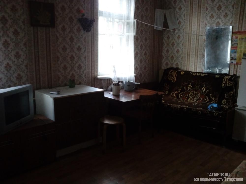 Хорошая комната в центре г. Зеленодольск. Комната просторная, в хорошем состоянии. Рынок, автовокзал, магазины,... - 1