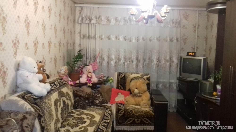 Отличная квартира в г. Зеленодольск, в центре мкр. Мирный. Квартира большая, светлая, теплая. Санузел раздельный,...
