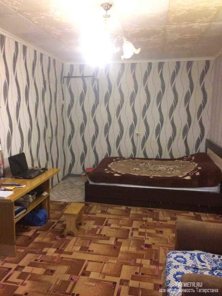 Хорошая двухкомнатная квартира в г. Зеленодольск. Комнаты проходные, просторные, уютные. В квартире имеется большая...