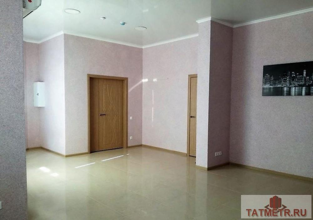 Продается помещение свободного назначения 110 м² по ул. Чистопольская на первом этаже жилого дома с отличным...