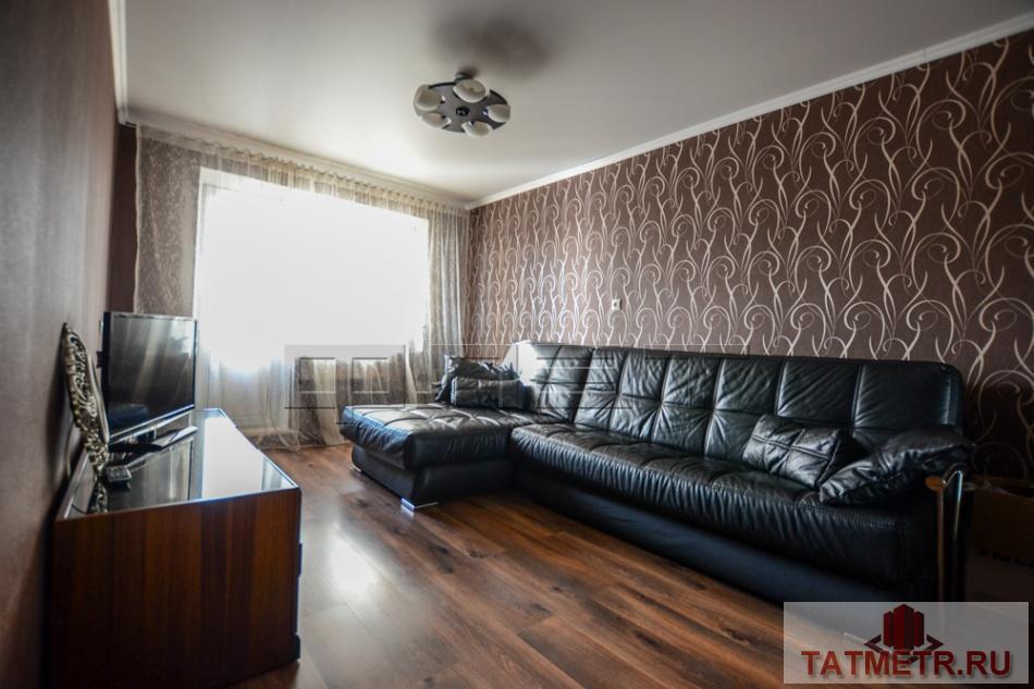 В Ново-Савиновском районе  г. Казани по улице Чуйкова д. 93 продается замечательная 2 комнатная квартира на 9 этаже 9...