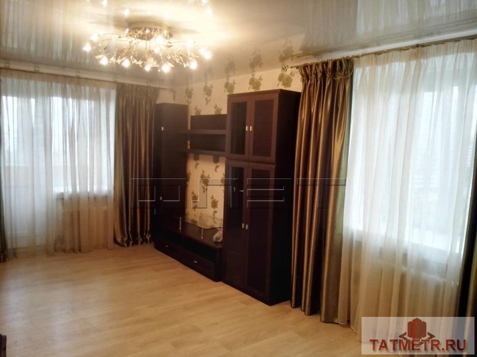 В Приволжском р-не по ул.Карбышева д.57, продается просторная и комфортабельная двухкомнатная квартира. Квартира с...