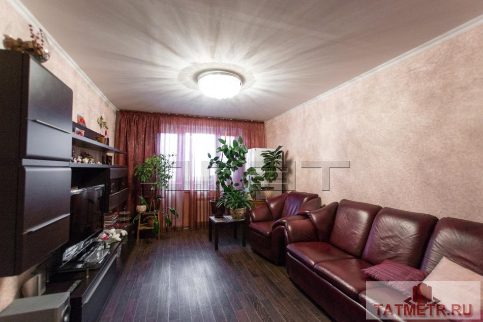 Продается отличная двухкомнатная квартира на восьмом этаже в Ново-Савиновском районе .Площадь квартиры...